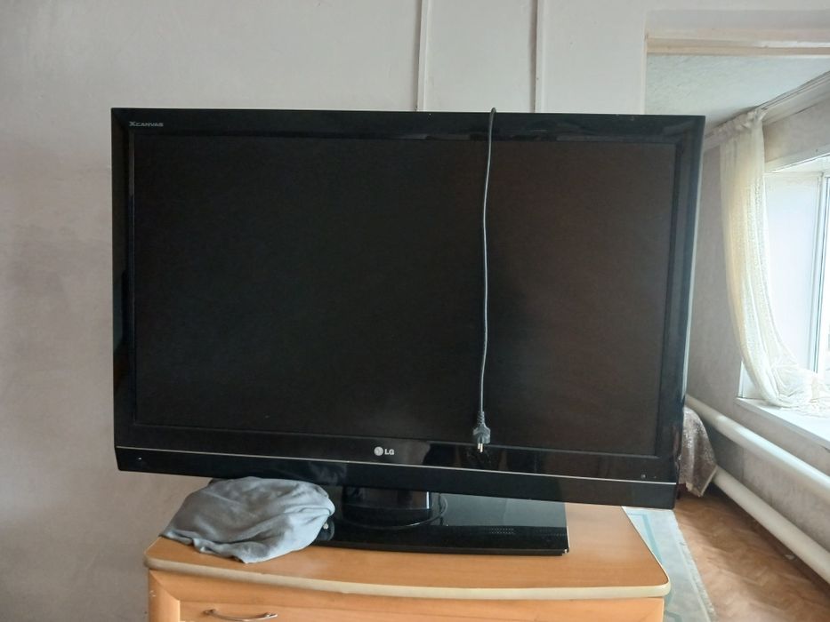 Продам телевизор