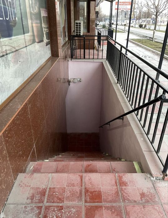 Фаргона йули парк фуркат коммерческое помещение 300м² I