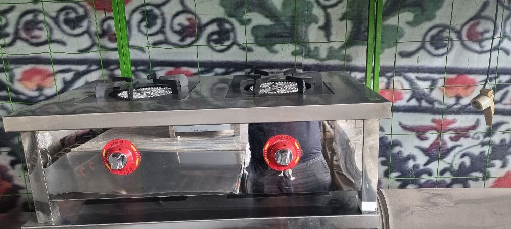 Gaz plita 2 kanforkali  argenallari faqat bizda 1 qul xoxlagan turidan