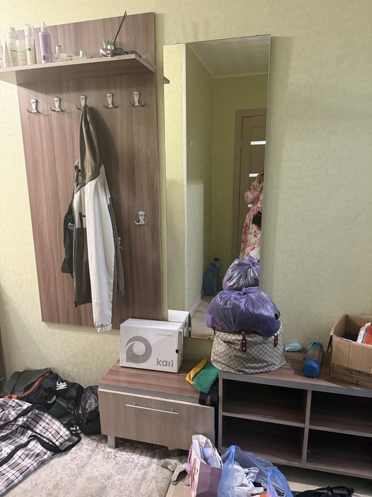 Продам прихожую