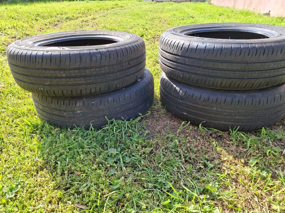 Vând anvelope Falken  de vară 205 65 R16+bonus tester autophix v007