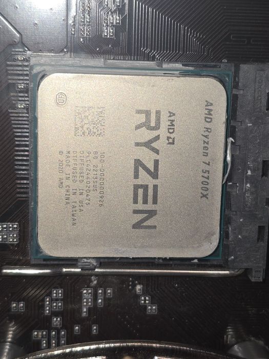 PC Gaming , Rtx 2080 , Ryzen 7 5700x, 24gb ram ddr4 3600
