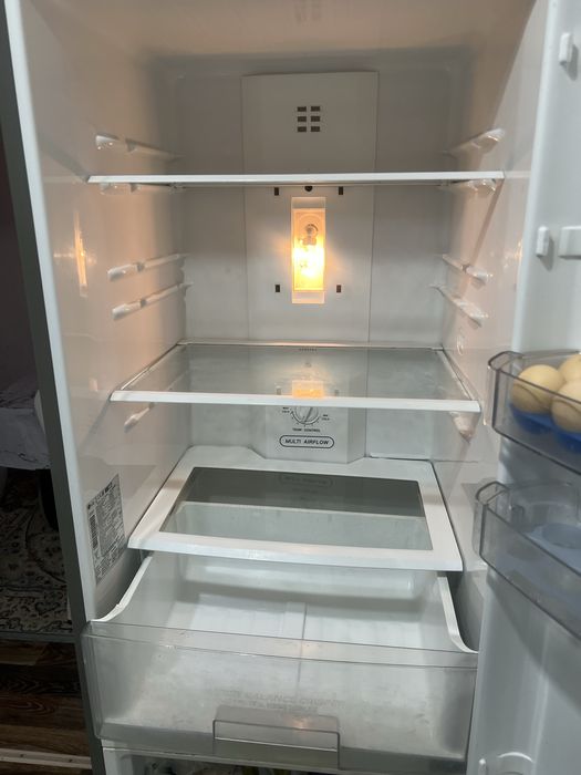 Холодильник LG буу