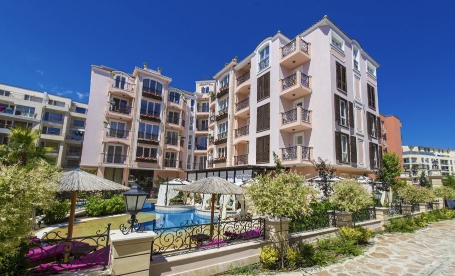 Продава се Заведение в Свети Влас - 142 кв.м за 1691 €/кв.м - Снимка #9