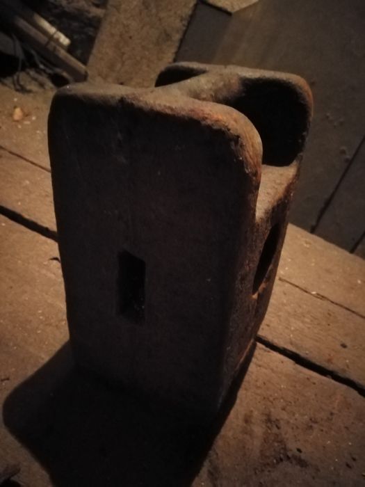 Гиря, гантели, гиря.