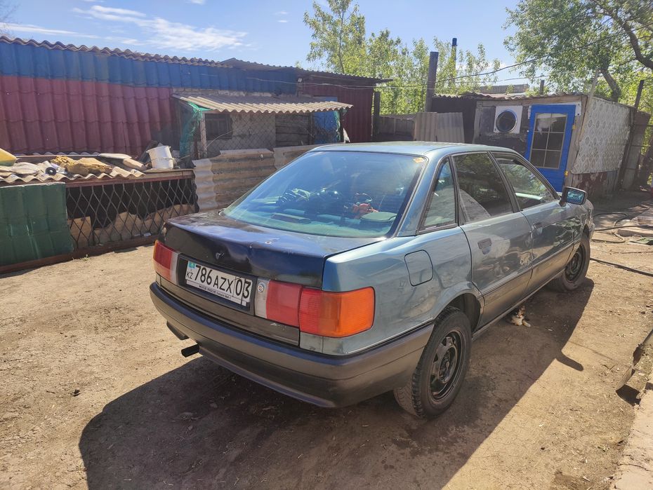 Продам Ауди 80 б3