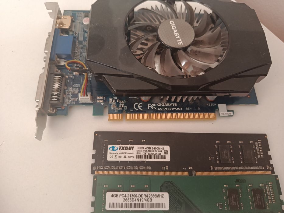 Видеокарта Gt730-2gb + 4gb+4gb DDR 4