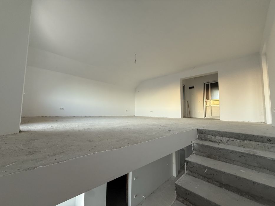 Casa 130 m2 Roata de jos