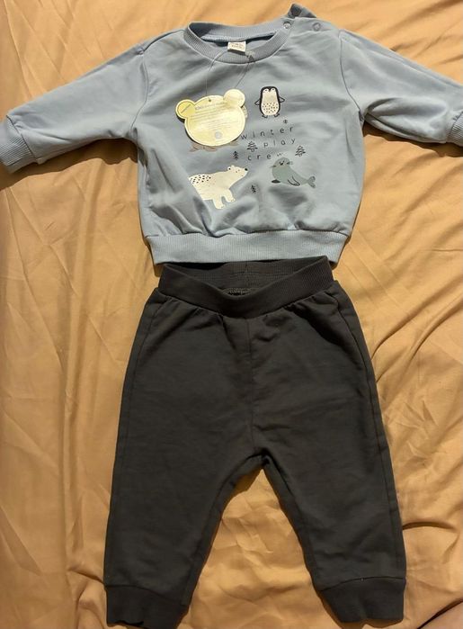 Новый вещи до 3-6мес, костюмы двойка 6-9мес