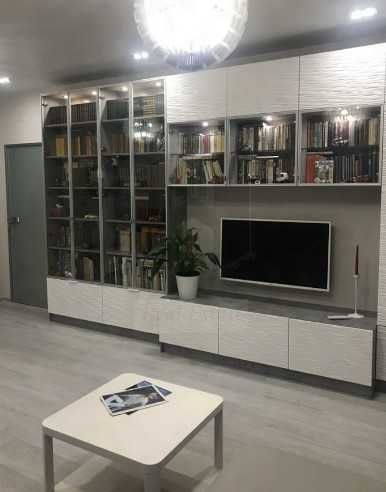 Дава се под наем Двустаен апартамент в Пловдив, Остромила - 65 кв.м за 255 € - Снимка #1