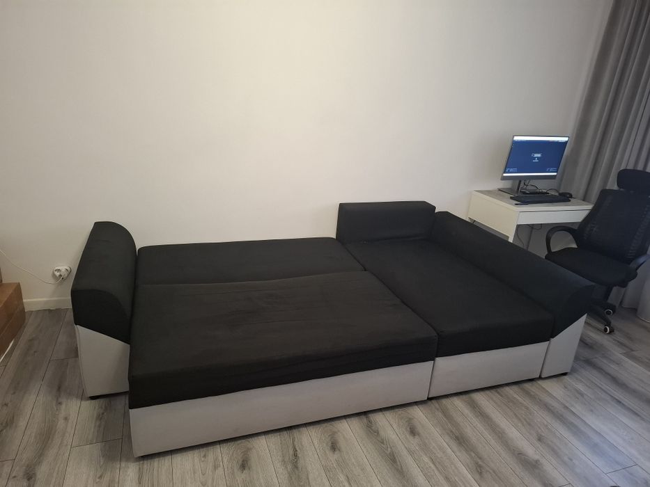 Colțar extensibil cu ladă de depozitare