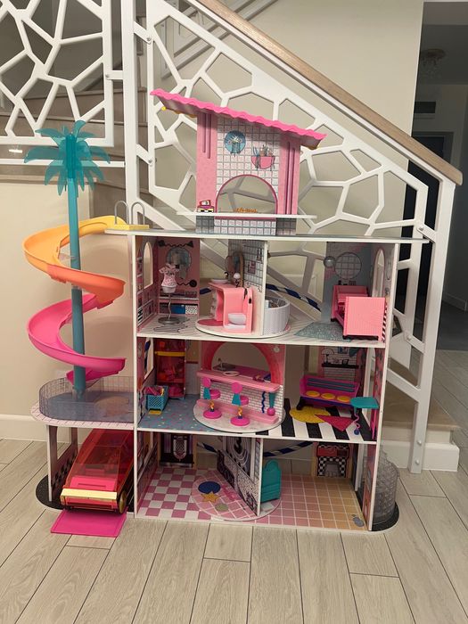 Căsuță păpuși LOL