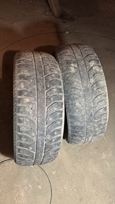 Екі шина бір фирма, үшіншісі басқа фирма