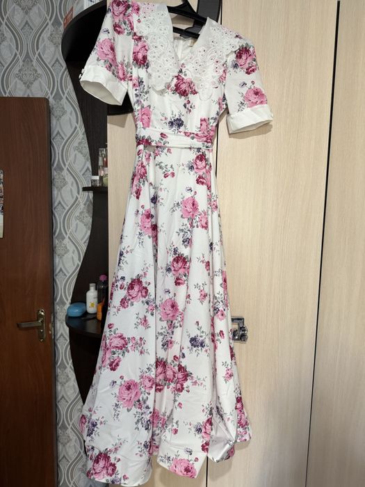 Платье очень красивое