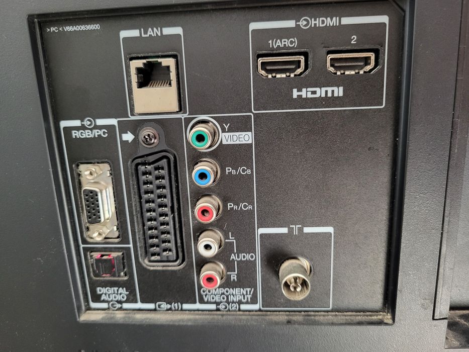 SMART телевизор TOSHIBA 40"