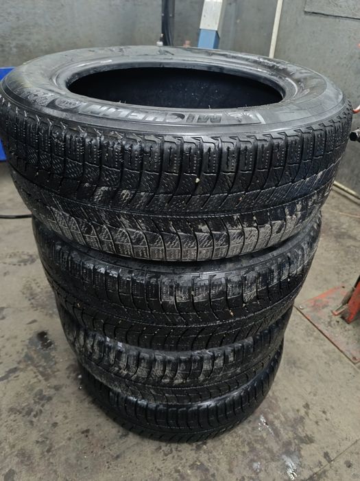 Продам комплект 225 60 R 17