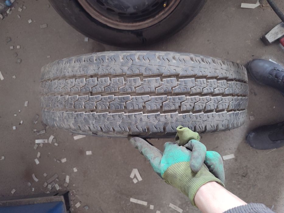 Продам шину с штамповом диске