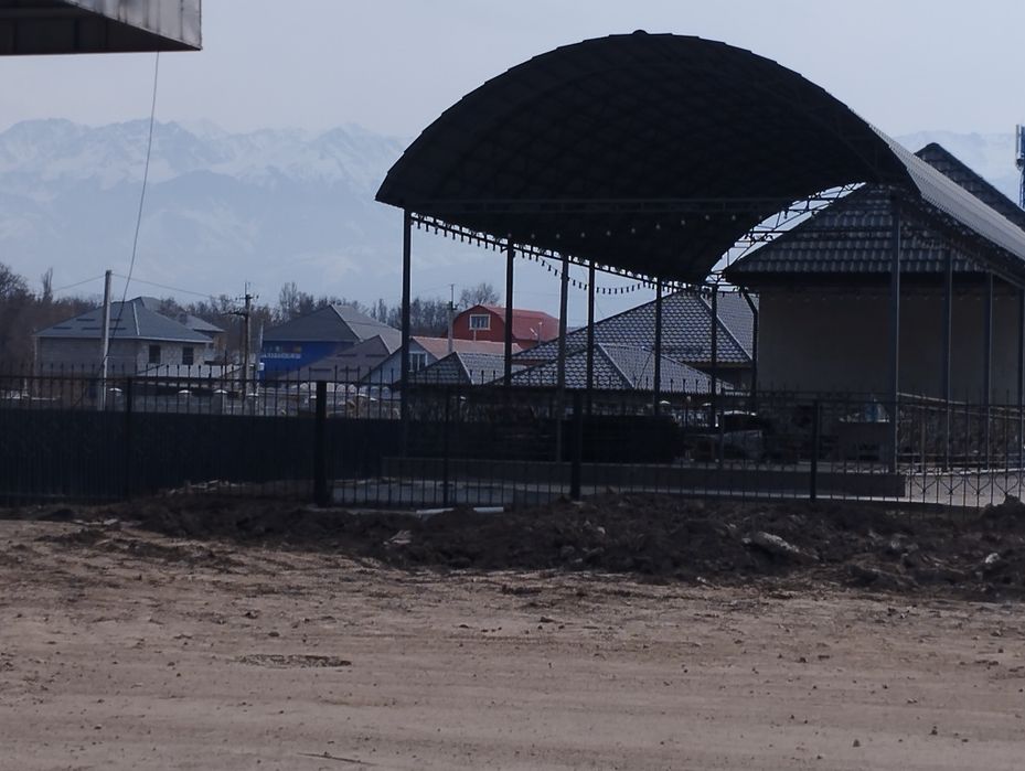 Сдам участок вдоль дороги