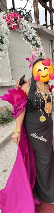 Официални рокли .