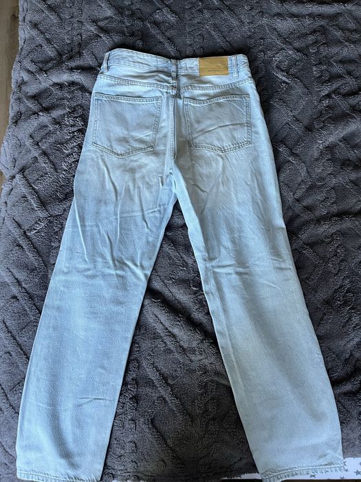 Продавам дълги дънки Dsquared и Bershka!