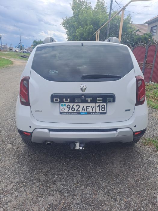 Продам рено дастер
