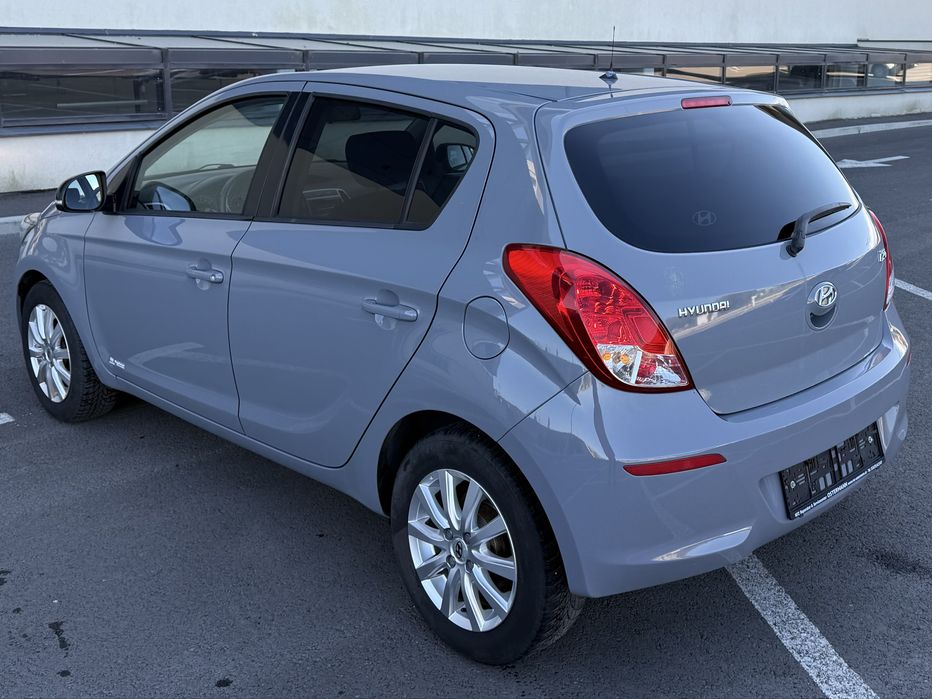 HYUNDAI i20 2013 — imagine 4