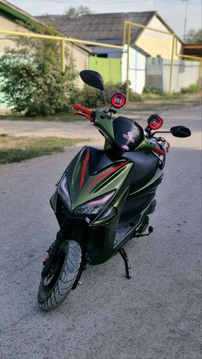 Продаю мопед  срочна