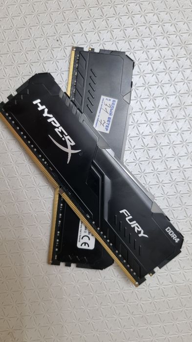 DDR-4 DIMM 8GB/3200MHz PC25600 Kingston  Fury RGB