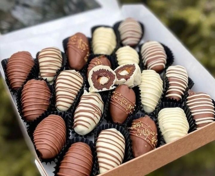 Финики в шоколаде