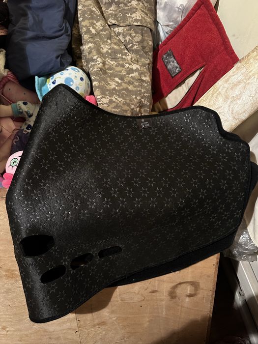 Матизге алдына коятын төсеніш