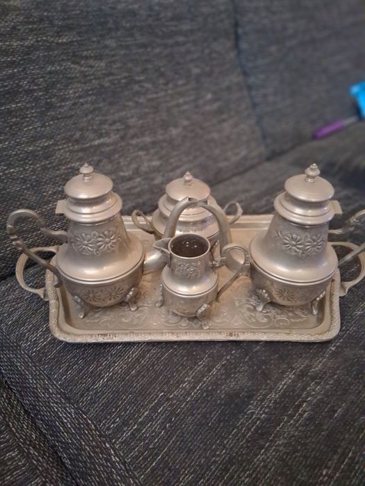 ceainic cu accesorii