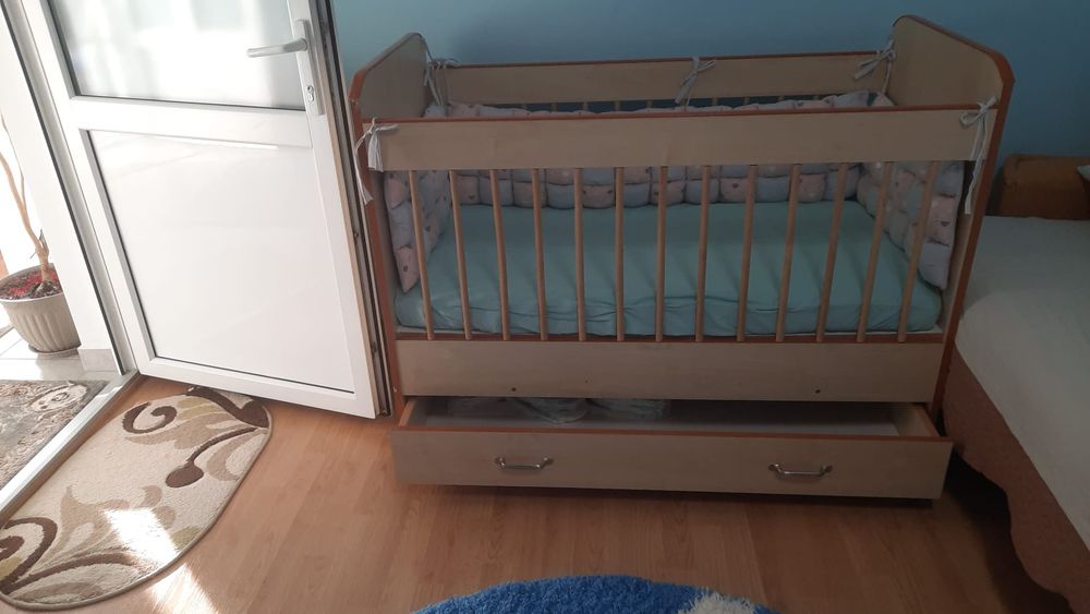 Patut din pal + lenjerii + masa infasat