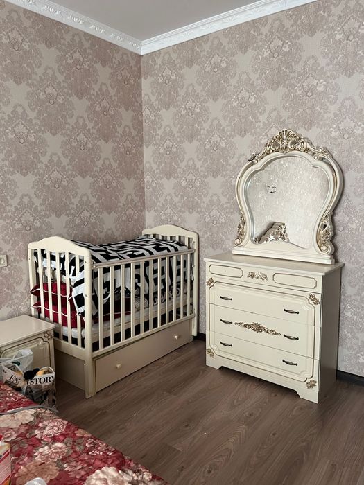 Спальный гарнитур