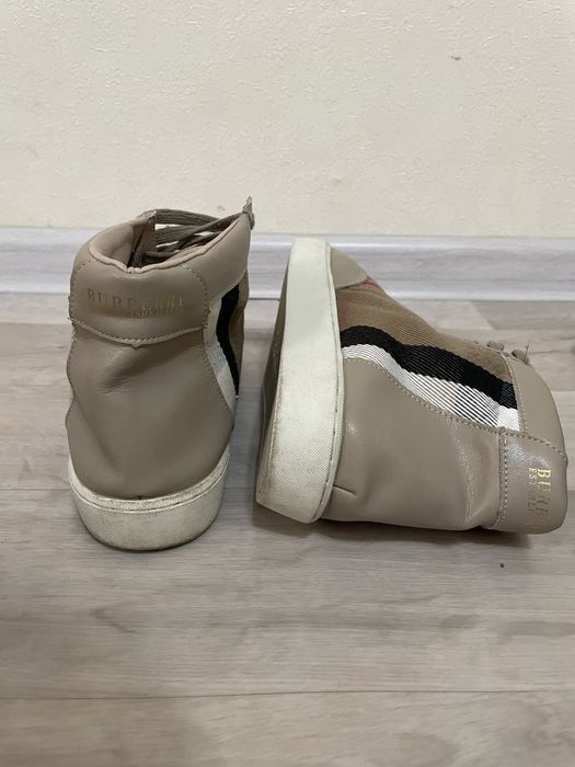 Кроссовки Burberry