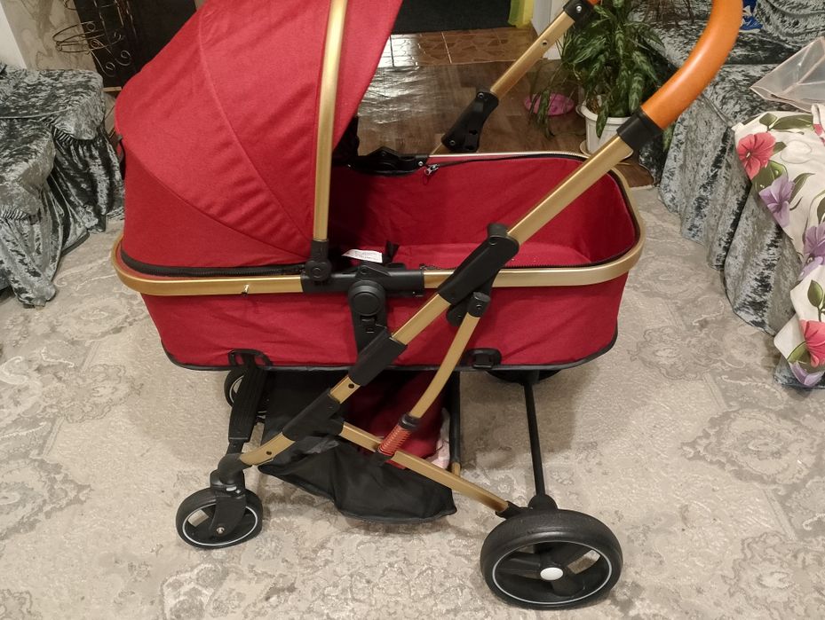Продам детскую коляску
