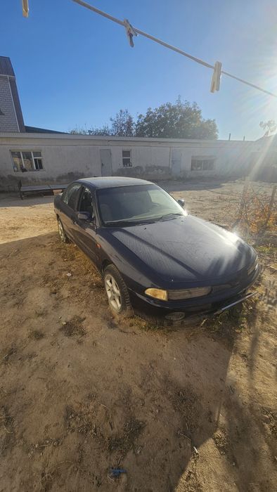 Mitsubishi galant