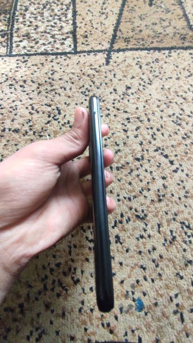 Редми 6 про сотилади 4/64