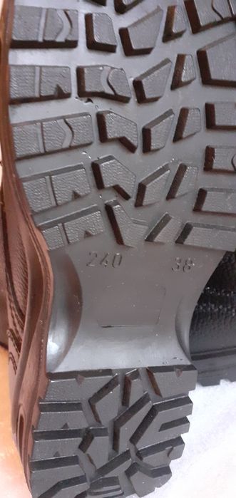 Сапоги 38 размер новые