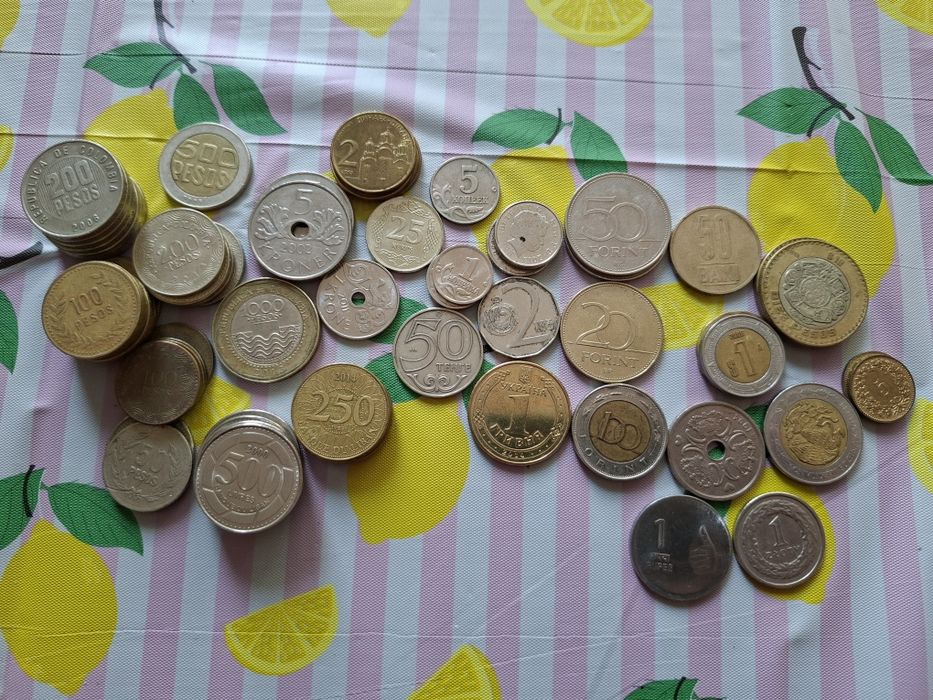 Съвременни монети от различни държави