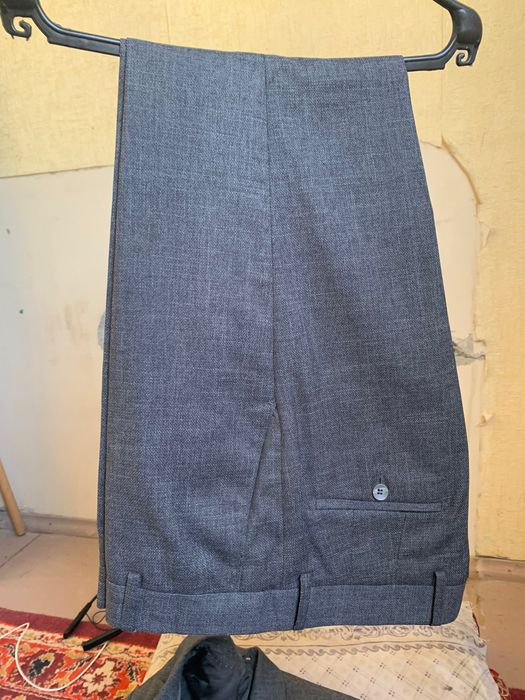 Kostyum shim turidiskiy