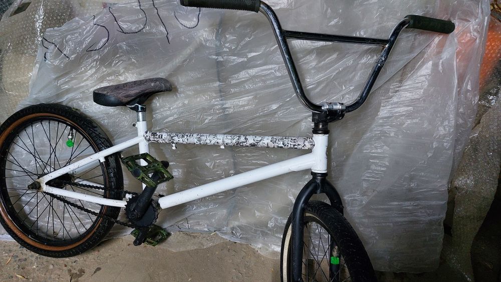 Велосипед BMX продам