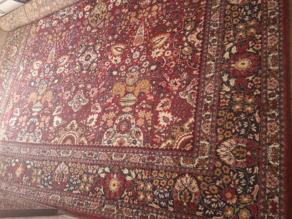 Персийски килим 300×340 см.