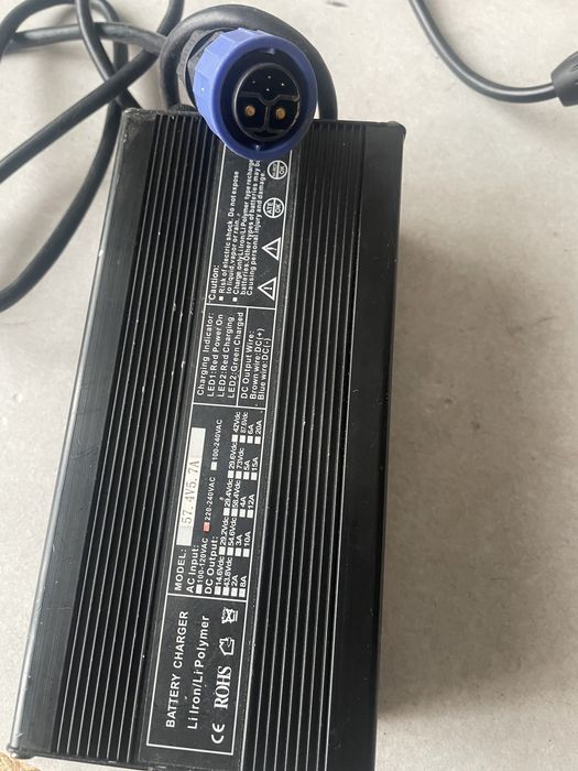 Incarcatoare biciclete trotinete -57v - 63v -29v etc