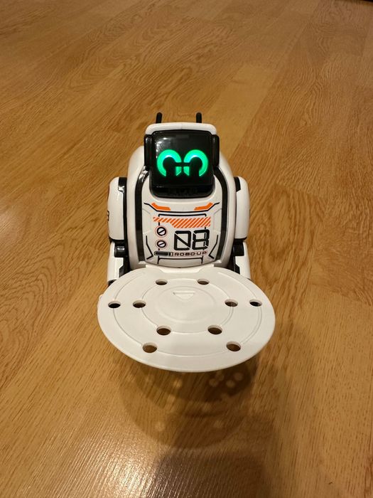 Детска играчка робот с дистанционно управление