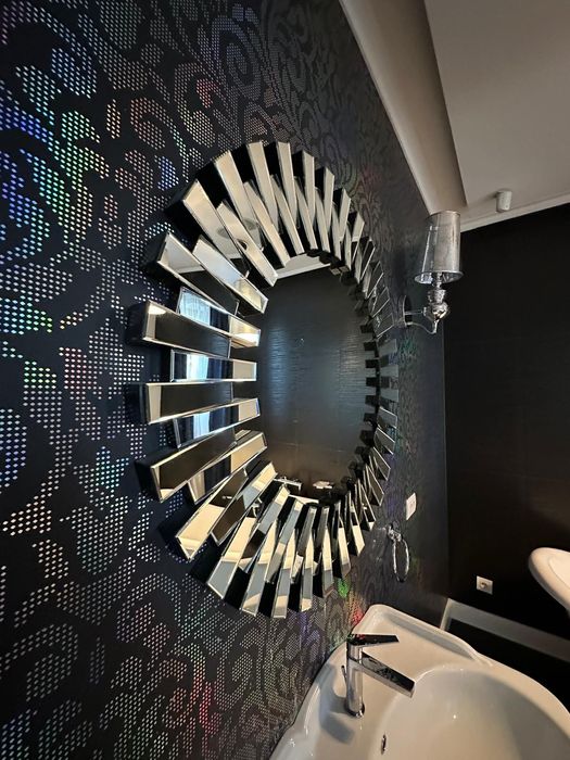 Oglinda decorativa moderna pt baie sau living