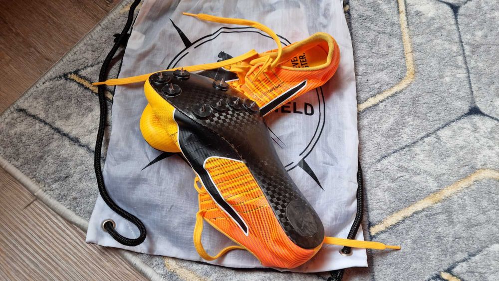 Шпайкове Пума/Карбон