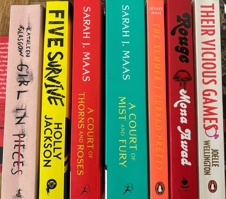 Книги на английски и български