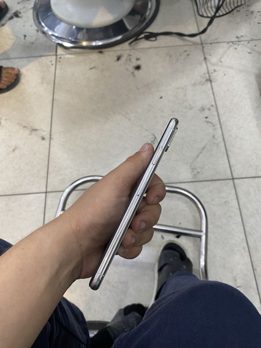 Iphone xs max.