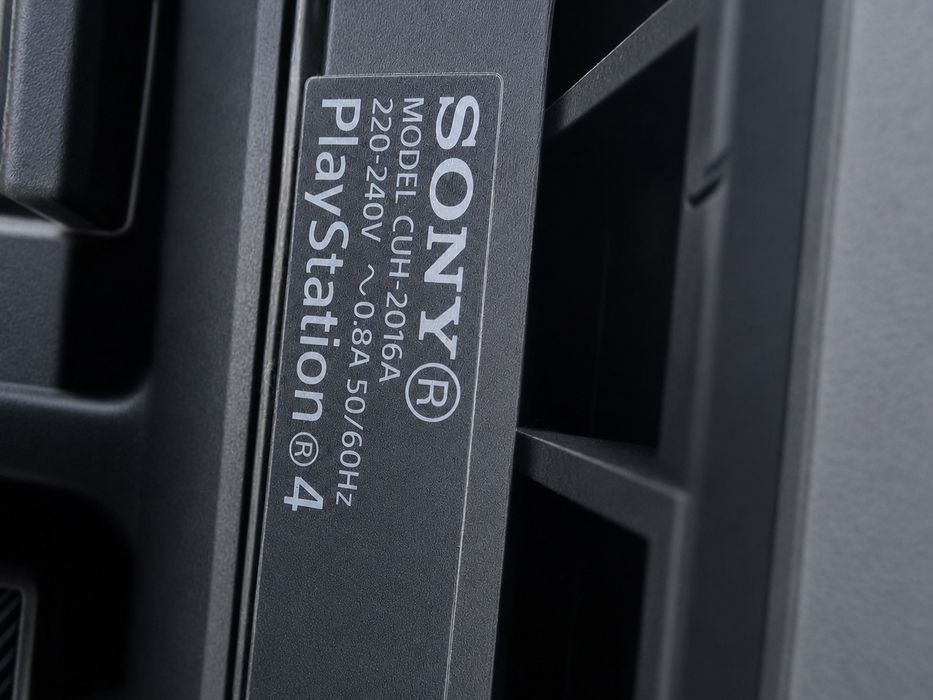 PlayStation 4 Slim 500 ГБ