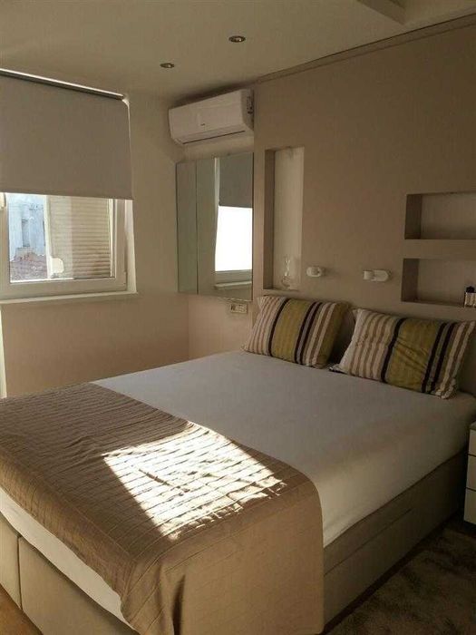 Дава се под наем Двустаен апартамент в Бургас, Център - 59 кв.м за 229.5 € - Снимка #3